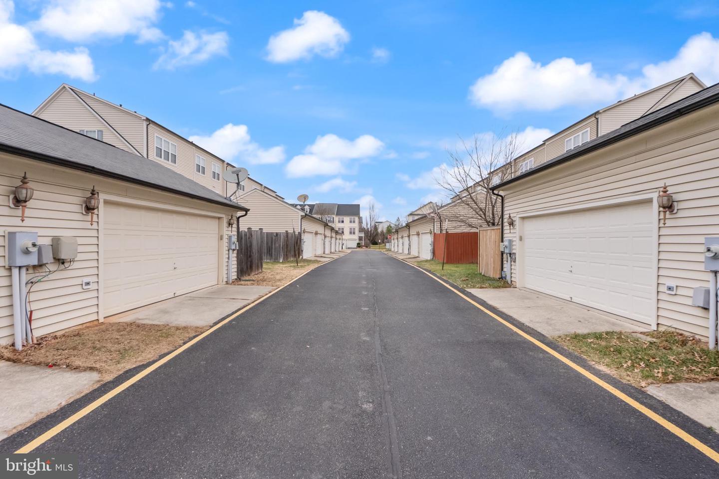 11968 BENTON LAKE RD, BRISTOW, Virginia 20136, 3 Bedrooms Bedrooms, 15 Rooms Rooms,2 BathroomsBathrooms,Residential,For sale,11968 BENTON LAKE RD,VAPW2110486 MLS # VAPW2110486