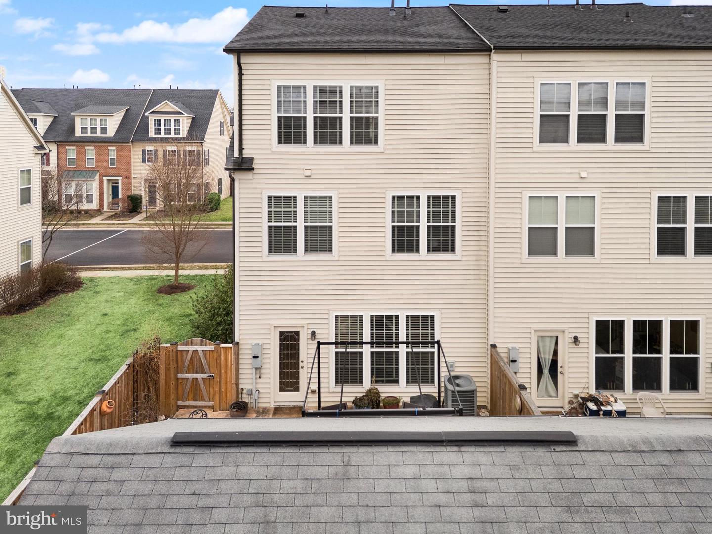 11968 BENTON LAKE RD, BRISTOW, Virginia 20136, 3 Bedrooms Bedrooms, 15 Rooms Rooms,2 BathroomsBathrooms,Residential,For sale,11968 BENTON LAKE RD,VAPW2110486 MLS # VAPW2110486