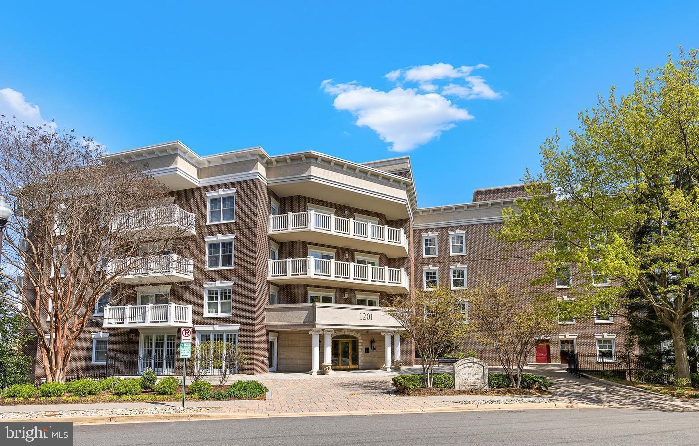 1201 N NASH ST #205, ARLINGTON, Virginia 22209, 1 Bedroom Bedrooms, ,1 BathroomBathrooms,Residential,For sale,1201 N NASH ST #205,VAAR2067718 MLS # VAAR2067718
