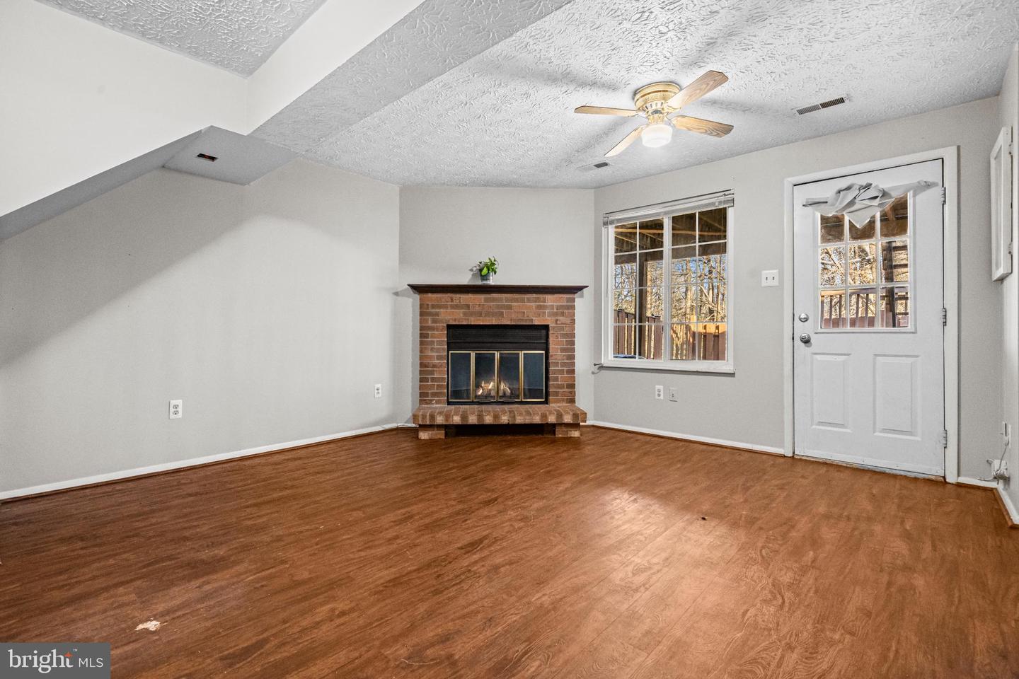 8764 SUSQUEHANNA ST, LORTON, Virginia 22079, 2 Bedrooms Bedrooms, 8 Rooms Rooms,2 BathroomsBathrooms,Residential,For sale,8764 SUSQUEHANNA ST,VAFX2285582 MLS # VAFX2285582