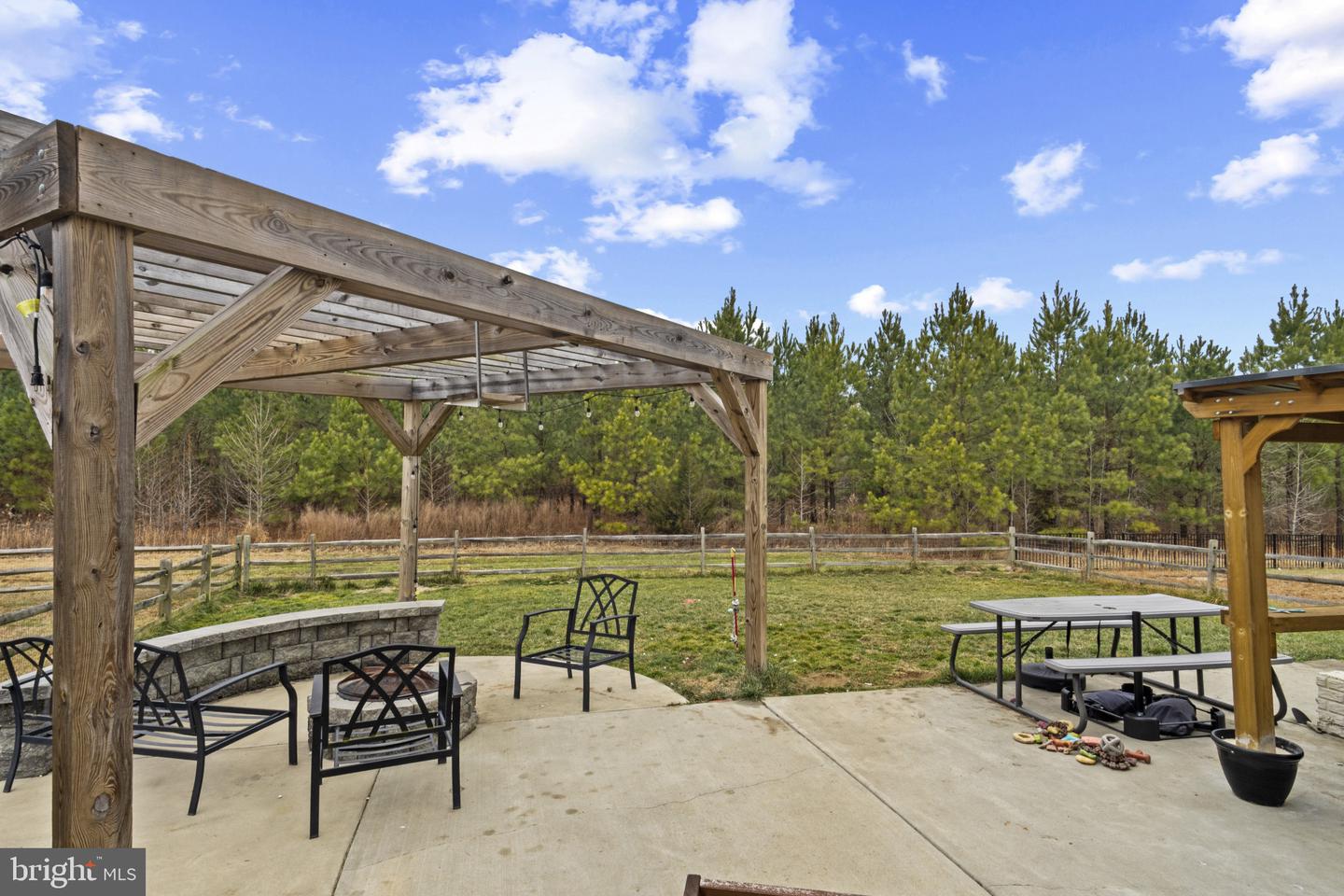 5260 WEEMS DR, KING GEORGE, Virginia 22485, 4 Bedrooms Bedrooms, ,2 BathroomsBathrooms,Residential,For sale,5260 WEEMS DR,VAKG2007494 MLS # VAKG2007494