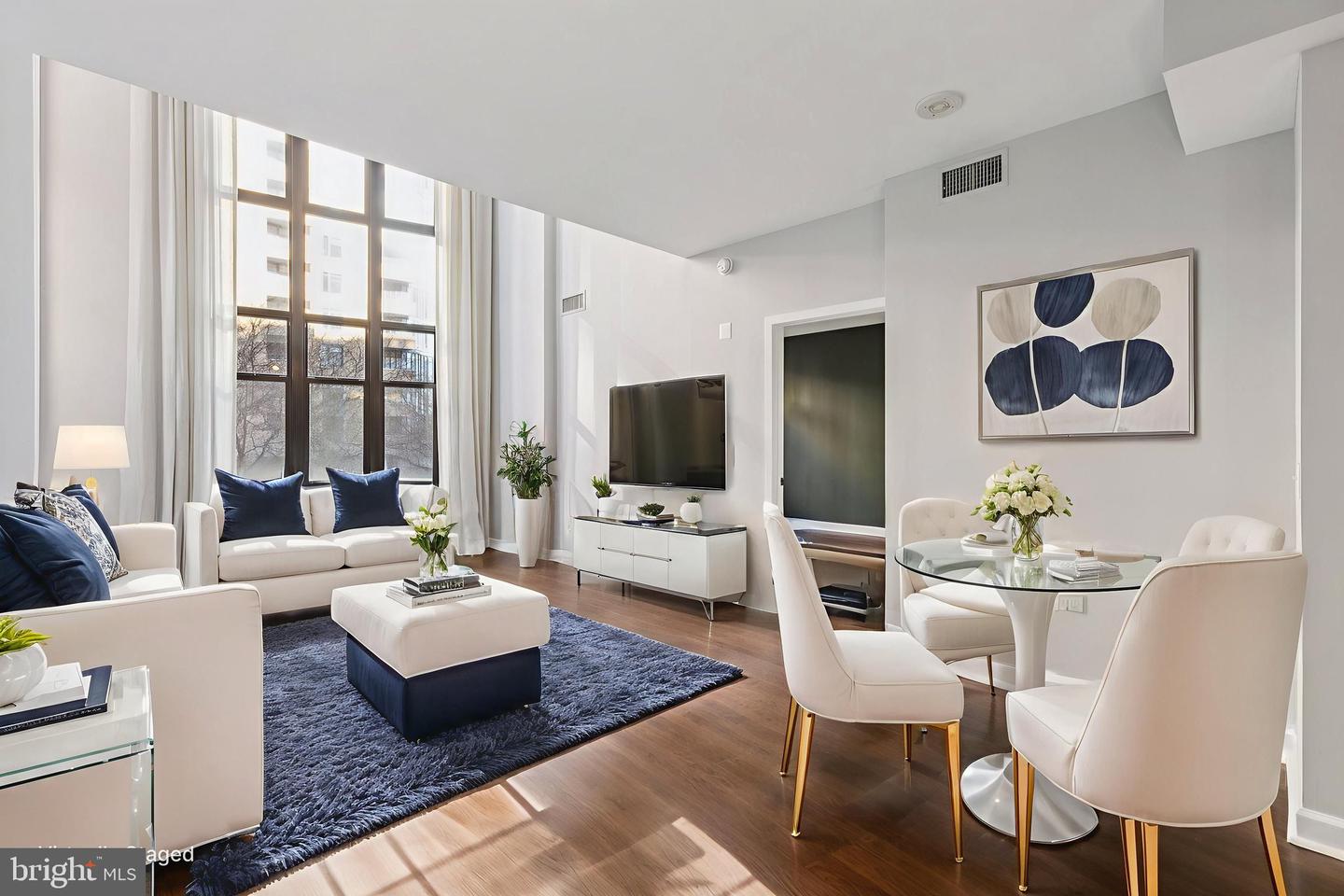 400 MASSACHUSETTS AVE NW #215, WASHINGTON, District Of Columbia 20001, 2 Bedrooms Bedrooms, ,2 BathroomsBathrooms,Residential,For sale,400 MASSACHUSETTS AVE NW #215,DCDC2241254 MLS # DCDC2241254