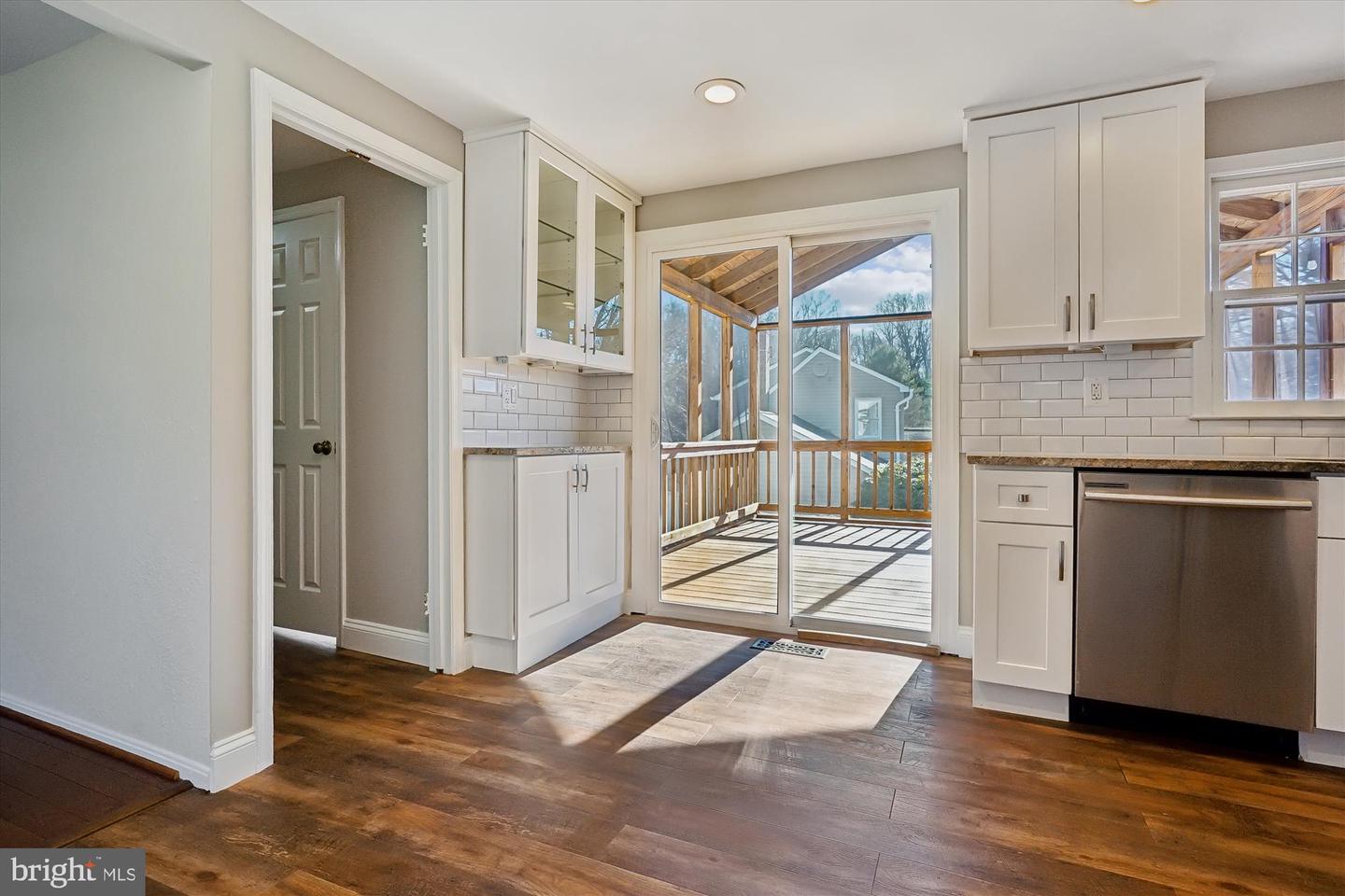 12179 QUEENS BRIGADE DR, FAIRFAX, Virginia 22030, 4 Bedrooms Bedrooms, ,2 BathroomsBathrooms,Residential,For sale,12179 QUEENS BRIGADE DR,VAFX2285650 MLS # VAFX2285650