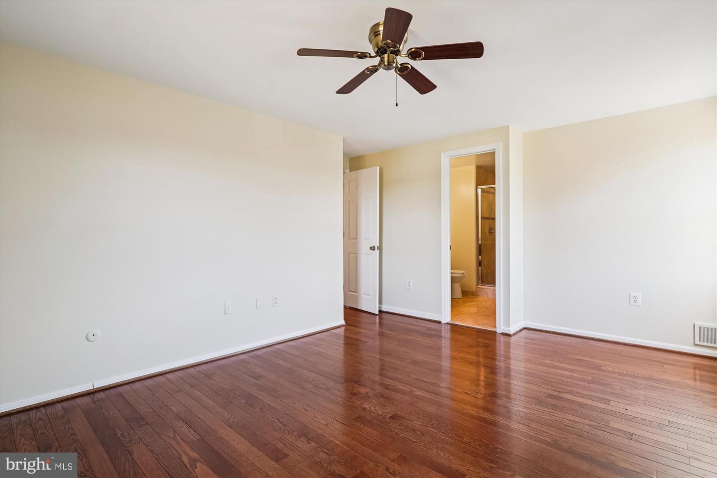 12179 QUEENS BRIGADE DR, FAIRFAX, Virginia 22030, 4 Bedrooms Bedrooms, ,2 BathroomsBathrooms,Residential,For sale,12179 QUEENS BRIGADE DR,VAFX2285650 MLS # VAFX2285650