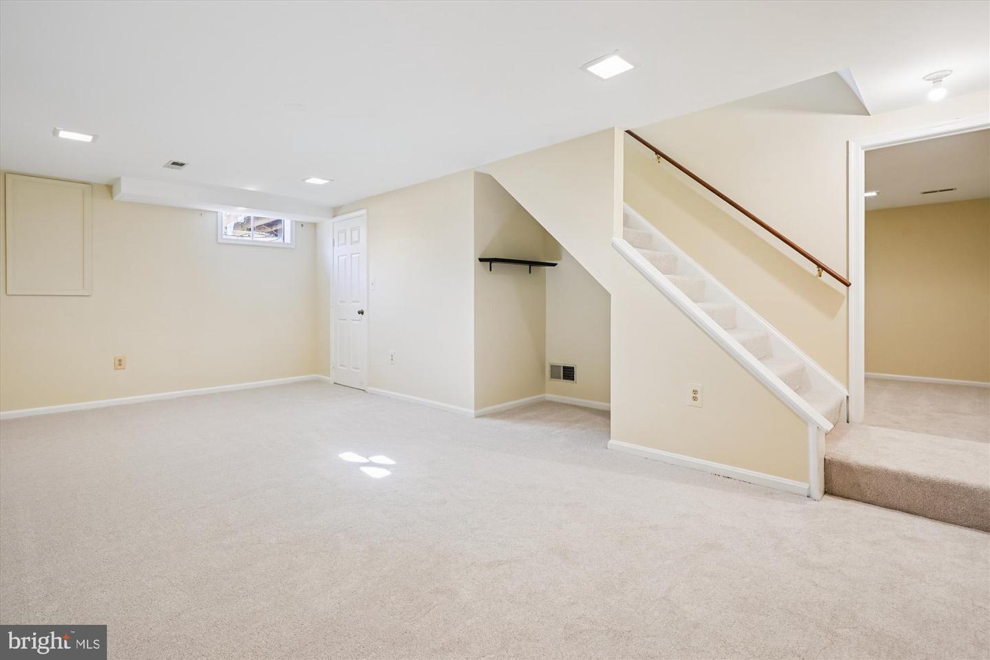 12179 QUEENS BRIGADE DR, FAIRFAX, Virginia 22030, 4 Bedrooms Bedrooms, ,2 BathroomsBathrooms,Residential,For sale,12179 QUEENS BRIGADE DR,VAFX2285650 MLS # VAFX2285650