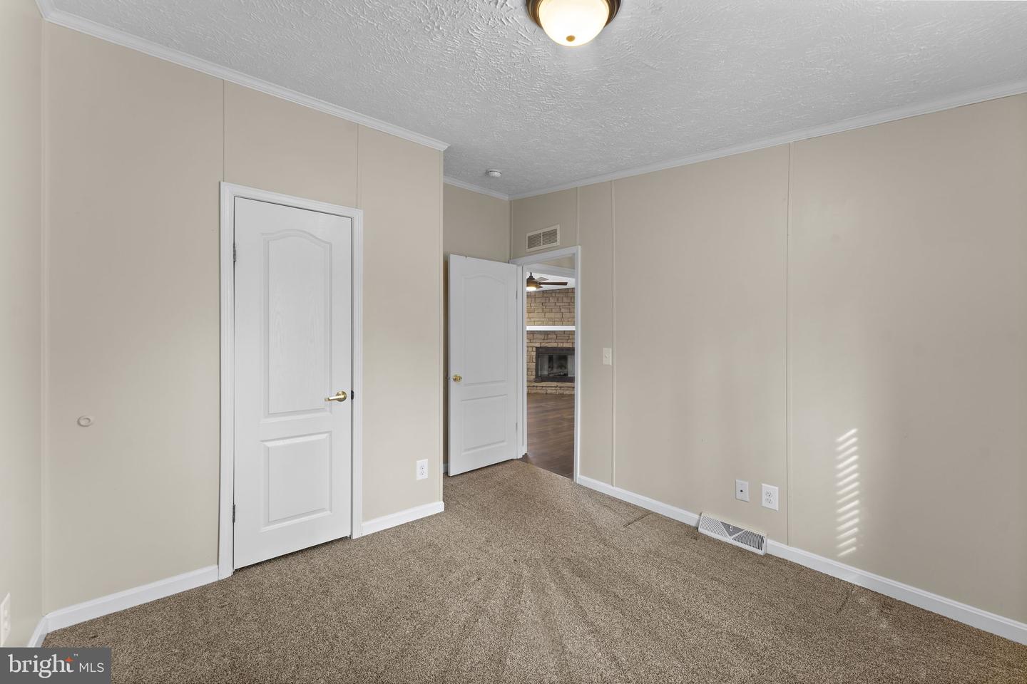 755 WILDCAT DR, FRONT ROYAL, Virginia 22630, 3 Bedrooms Bedrooms, ,2 BathroomsBathrooms,Residential,For sale,755 WILDCAT DR,VAWR2013114 MLS # VAWR2013114