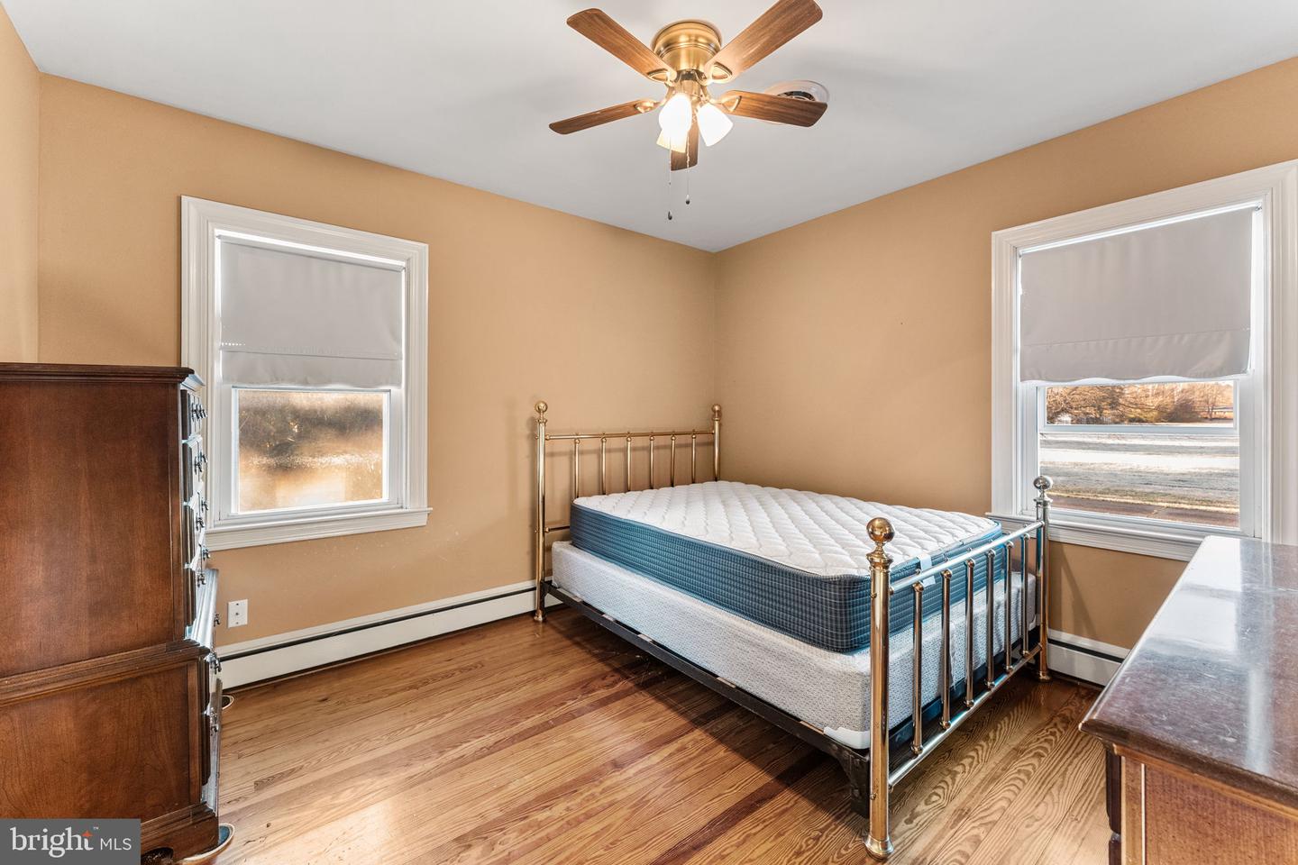 501 ESSEX ST, TAPPAHANNOCK, Virginia 22560, 3 Bedrooms Bedrooms, 5 Rooms Rooms,1 BathroomBathrooms,Residential,For sale,501 ESSEX ST,VAES2002106 MLS # VAES2002106