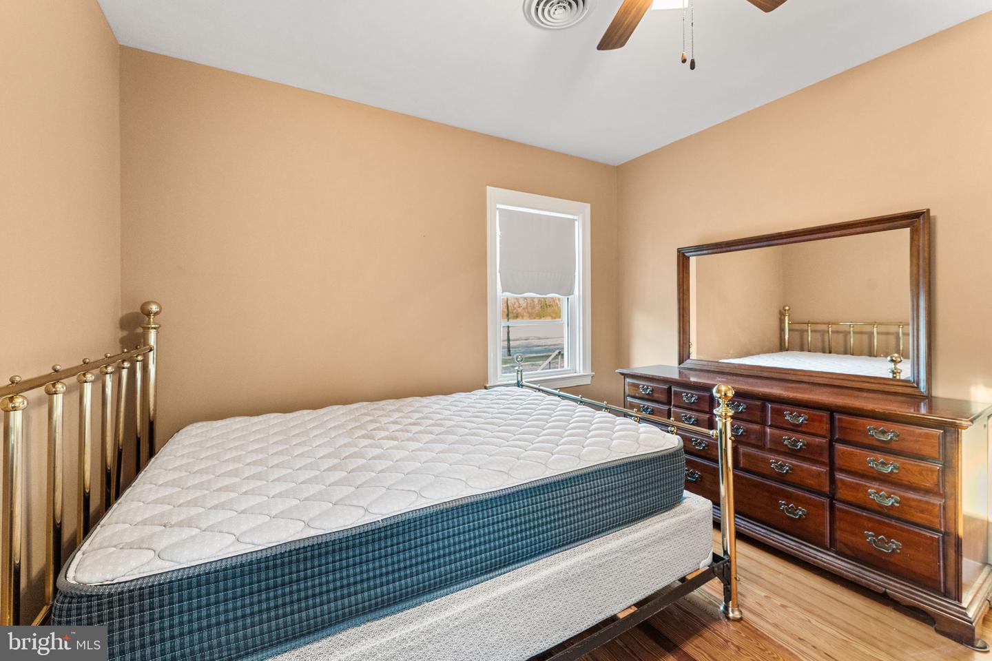 501 ESSEX ST, TAPPAHANNOCK, Virginia 22560, 3 Bedrooms Bedrooms, 5 Rooms Rooms,1 BathroomBathrooms,Residential,For sale,501 ESSEX ST,VAES2002106 MLS # VAES2002106