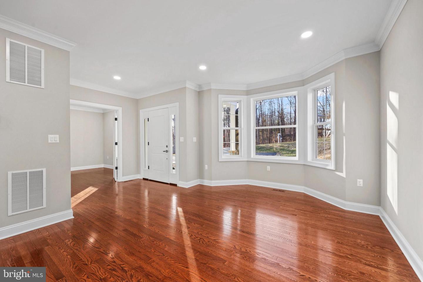 5393 MERRY OAKS, THE PLAINS, Virginia 20198, 6 Bedrooms Bedrooms, 6 Rooms Rooms,5 BathroomsBathrooms,Residential,For sale,5393 MERRY OAKS,VAFQ2020136 MLS # VAFQ2020136