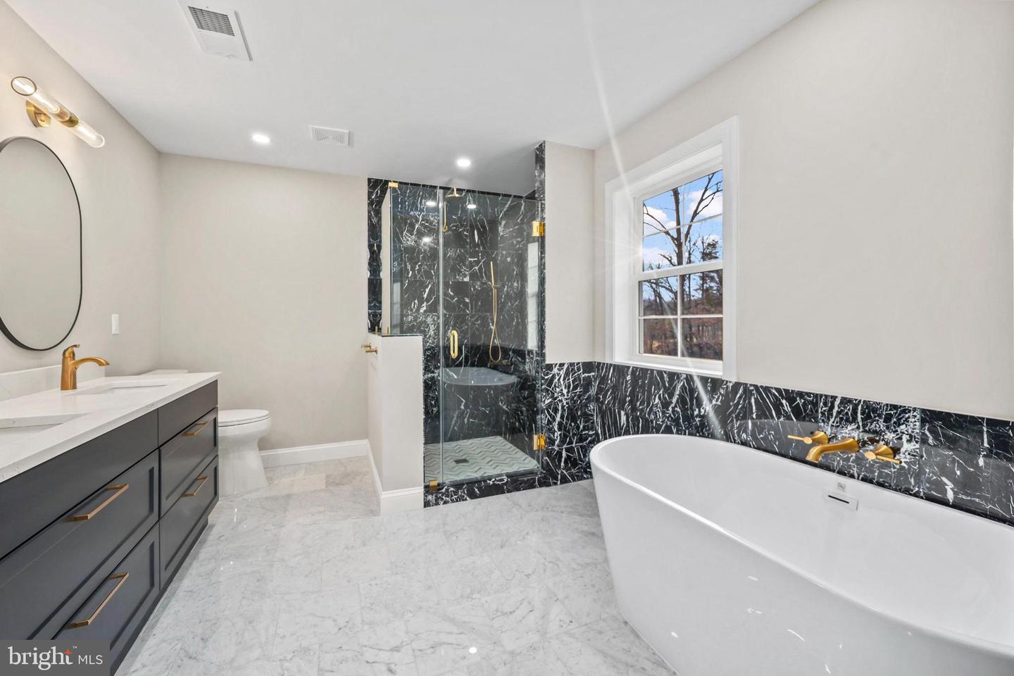 5393 MERRY OAKS, THE PLAINS, Virginia 20198, 6 Bedrooms Bedrooms, 6 Rooms Rooms,5 BathroomsBathrooms,Residential,For sale,5393 MERRY OAKS,VAFQ2020136 MLS # VAFQ2020136