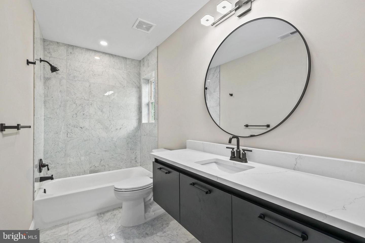 5393 MERRY OAKS, THE PLAINS, Virginia 20198, 6 Bedrooms Bedrooms, 6 Rooms Rooms,5 BathroomsBathrooms,Residential,For sale,5393 MERRY OAKS,VAFQ2020136 MLS # VAFQ2020136