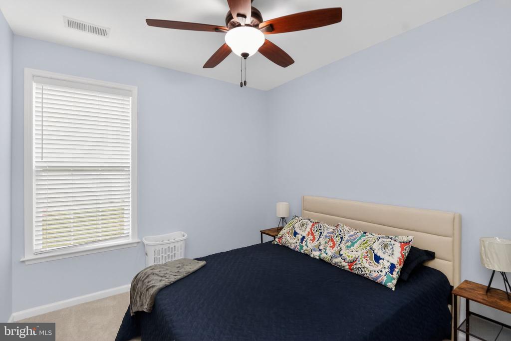 9724 BALLS BLUFF DR, FREDERICKSBURG, Virginia 22407, 2 Bedrooms Bedrooms, ,2 BathroomsBathrooms,Residential,9724 BALLS BLUFF DR,VASP2038434 MLS # VASP2038434