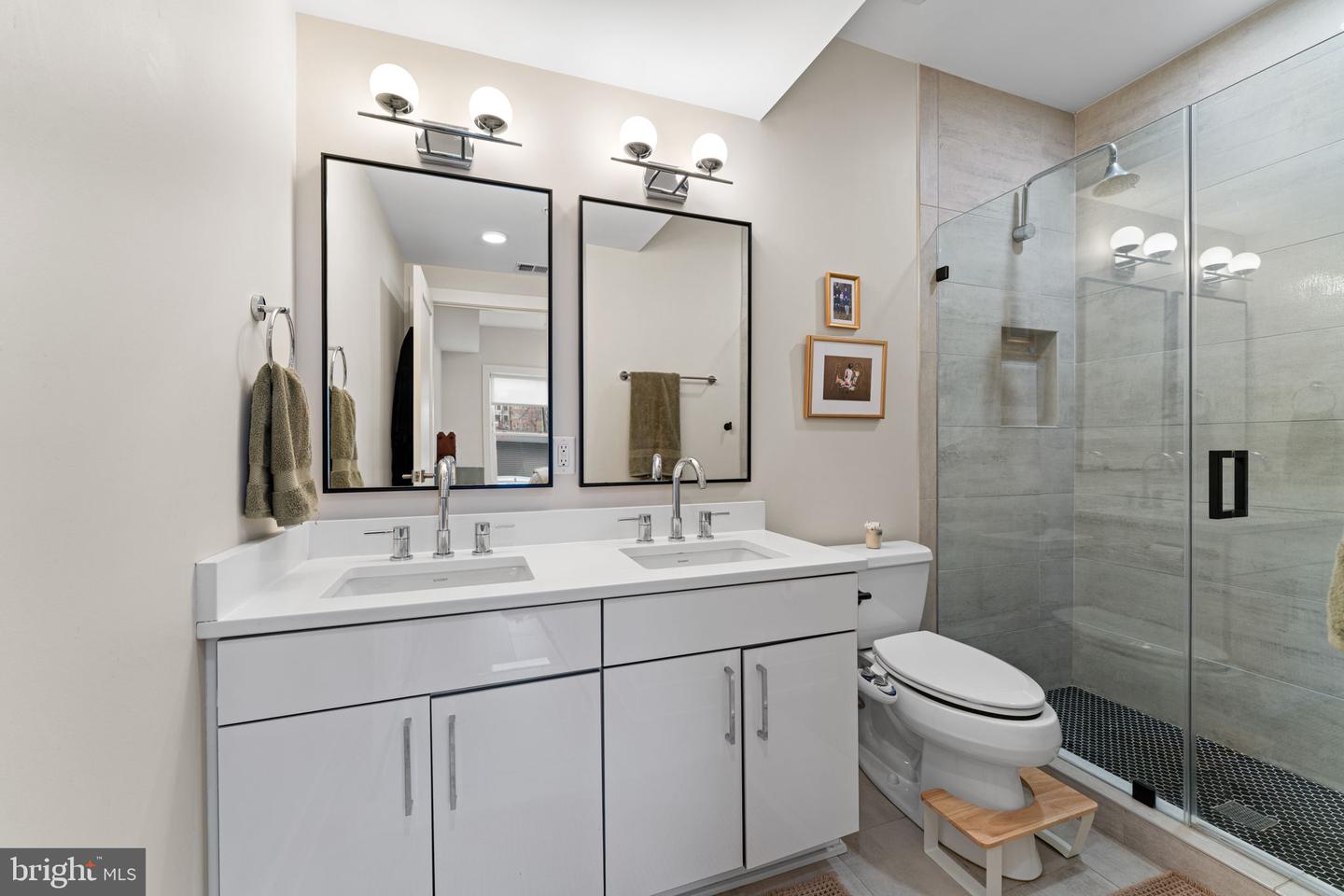 3435 14TH ST NW #3, WASHINGTON, District Of Columbia 20010, 2 Bedrooms Bedrooms, ,2 BathroomsBathrooms,Residential,For sale,3435 14TH ST NW #3,DCDC2241514 MLS # DCDC2241514