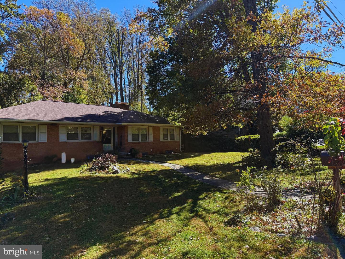 1501 WOODACRE DR, MCLEAN, Virginia 22101, ,Land,For sale,1501 WOODACRE DR,VAFX2275184 MLS # VAFX2275184