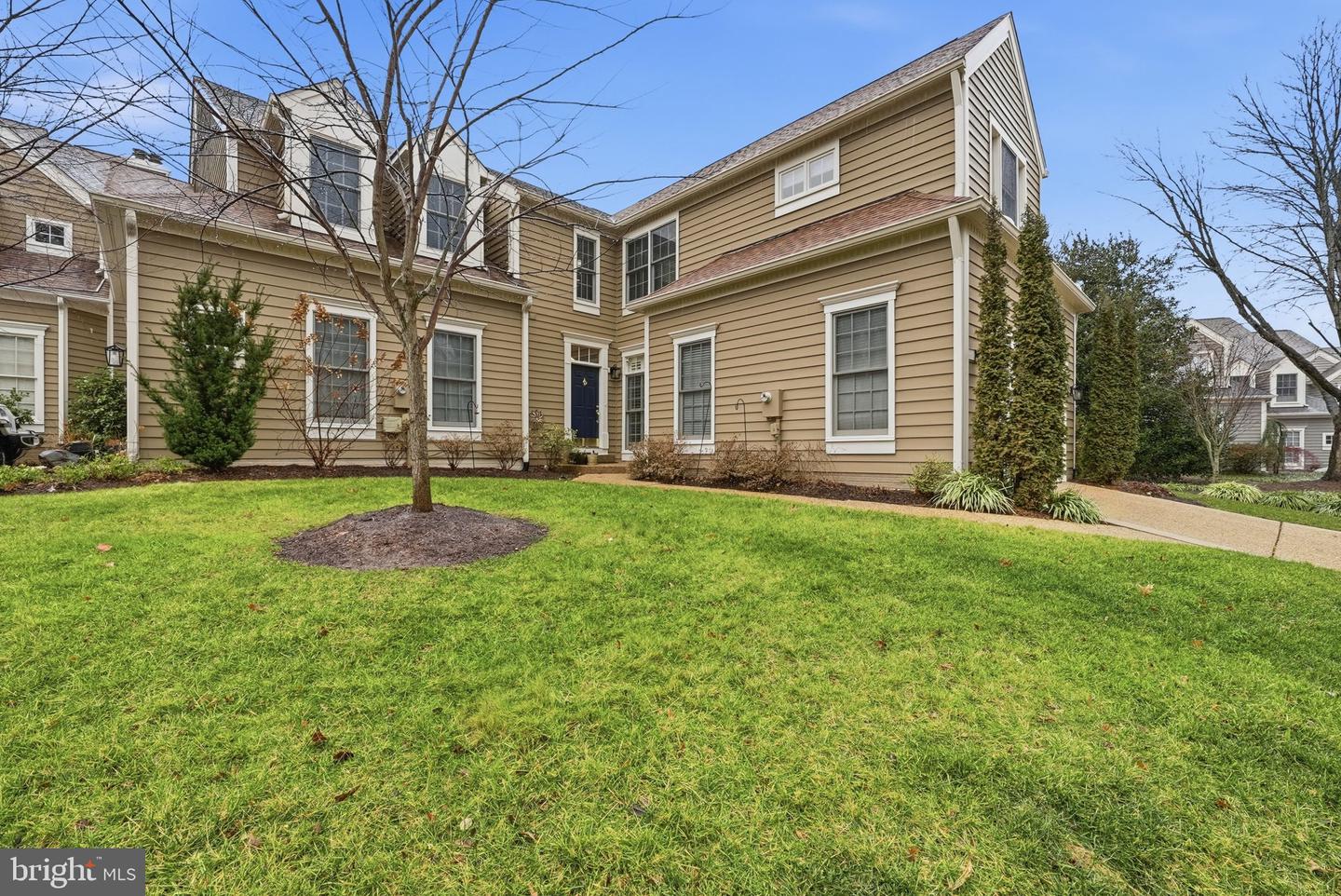 11411 HOLLOW TIMBER CT, RESTON, Virginia 20194, 3 Bedrooms Bedrooms, ,3 BathroomsBathrooms,Residential,For sale,11411 HOLLOW TIMBER CT,VAFX2285938 MLS # VAFX2285938