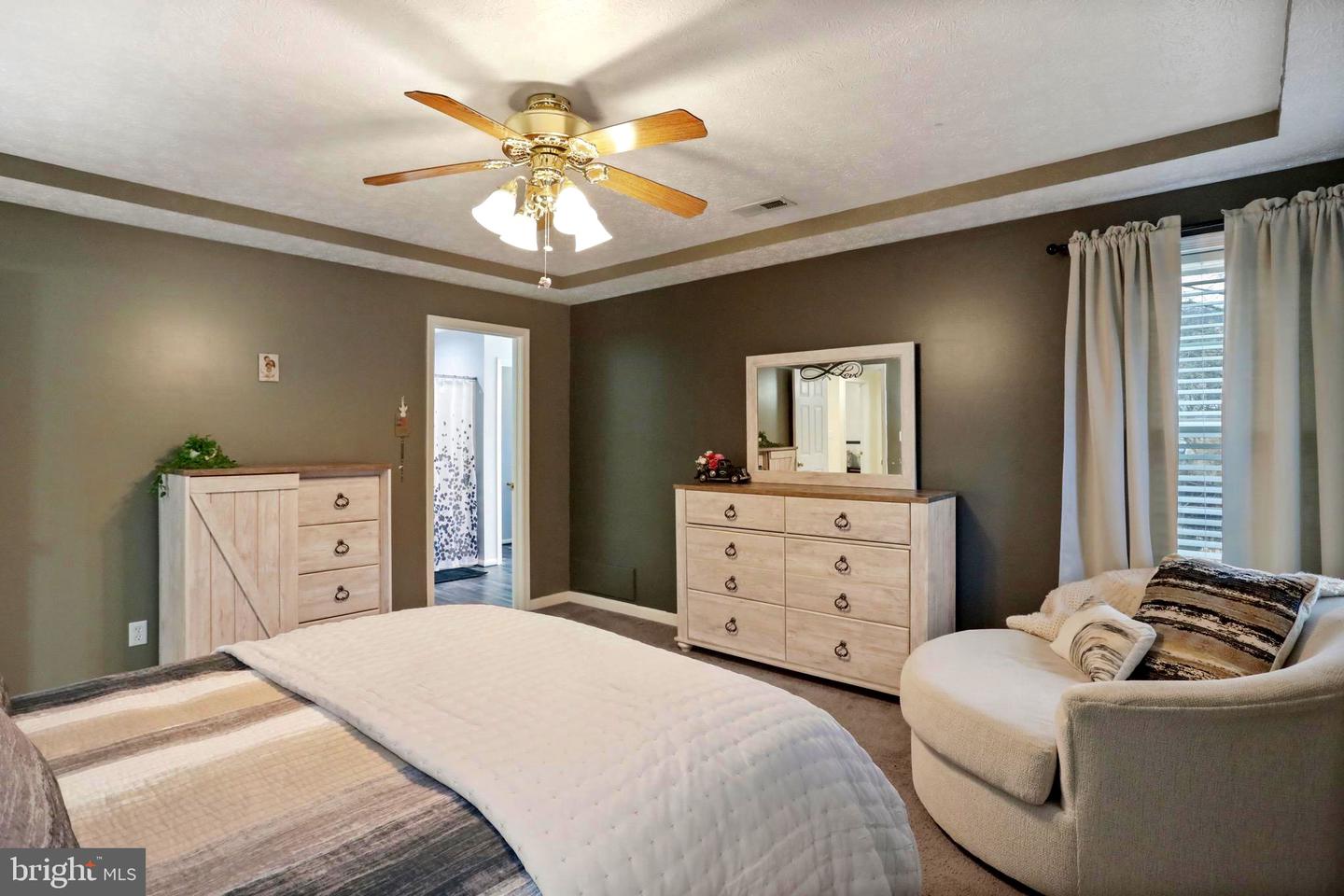 31 WESTMINSTER DR, FRONT ROYAL, Virginia 22630, 3 Bedrooms Bedrooms, ,3 BathroomsBathrooms,Residential,For sale,31 WESTMINSTER DR,VAWR2013134 MLS # VAWR2013134