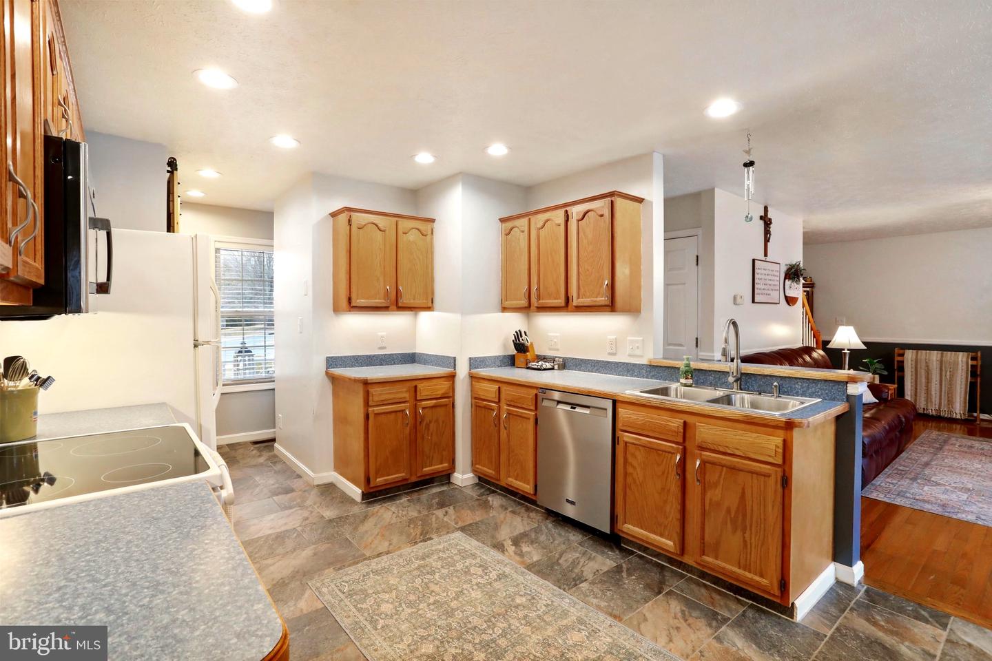 31 WESTMINSTER DR, FRONT ROYAL, Virginia 22630, 3 Bedrooms Bedrooms, ,3 BathroomsBathrooms,Residential,For sale,31 WESTMINSTER DR,VAWR2013134 MLS # VAWR2013134