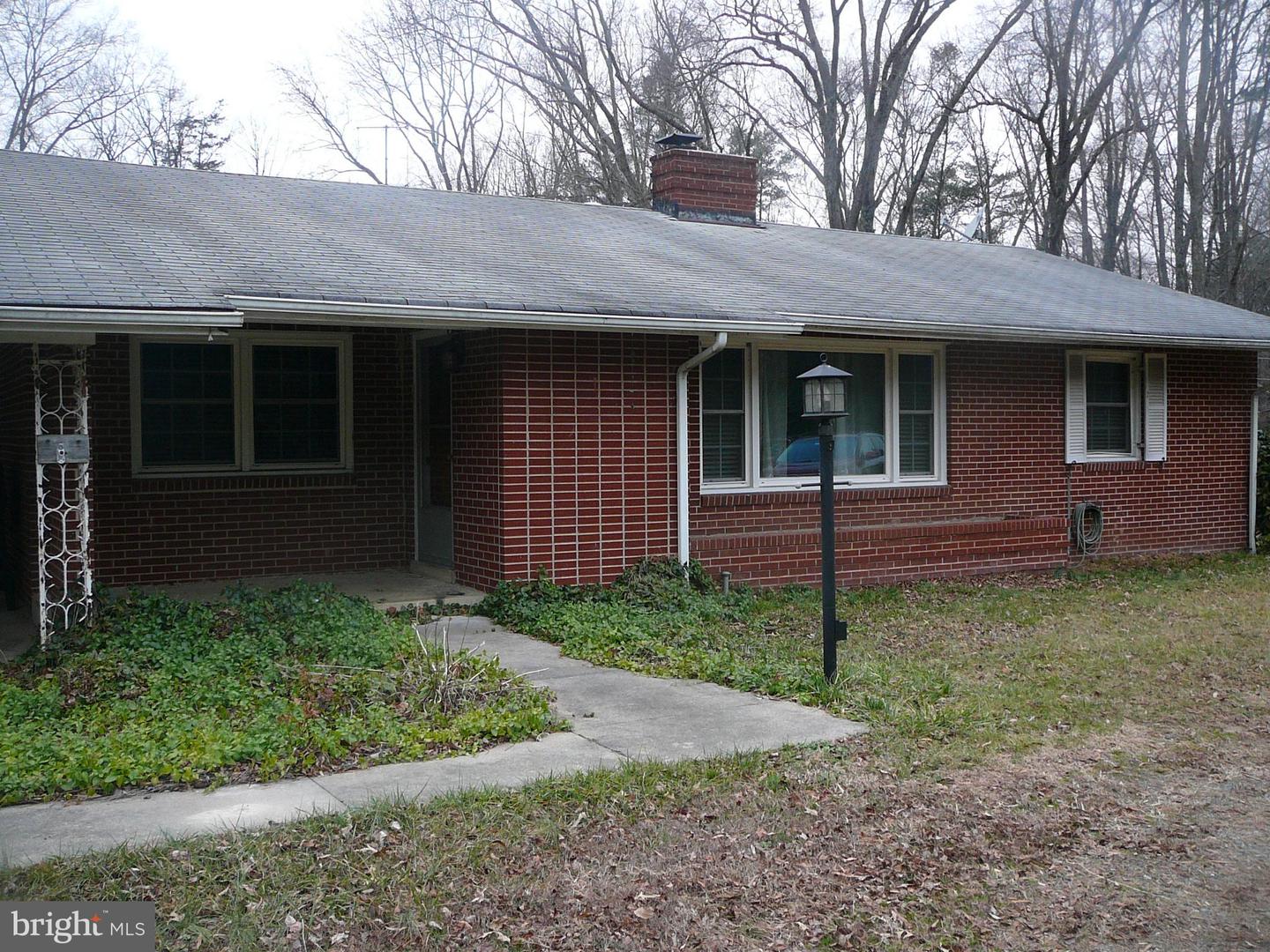 6088 FREDERICKSBURG TPKE, WOODFORD, Virginia 22580, 3 Bedrooms Bedrooms, ,1 BathroomBathrooms,Residential,For sale,6088 FREDERICKSBURG TPKE,VACV2009412 MLS # VACV2009412