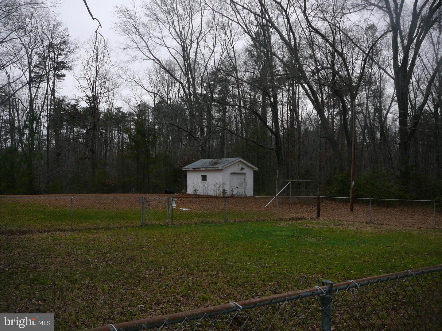6088 FREDERICKSBURG TPKE, WOODFORD, Virginia 22580, 3 Bedrooms Bedrooms, ,1 BathroomBathrooms,Residential,For sale,6088 FREDERICKSBURG TPKE,VACV2009412 MLS # VACV2009412