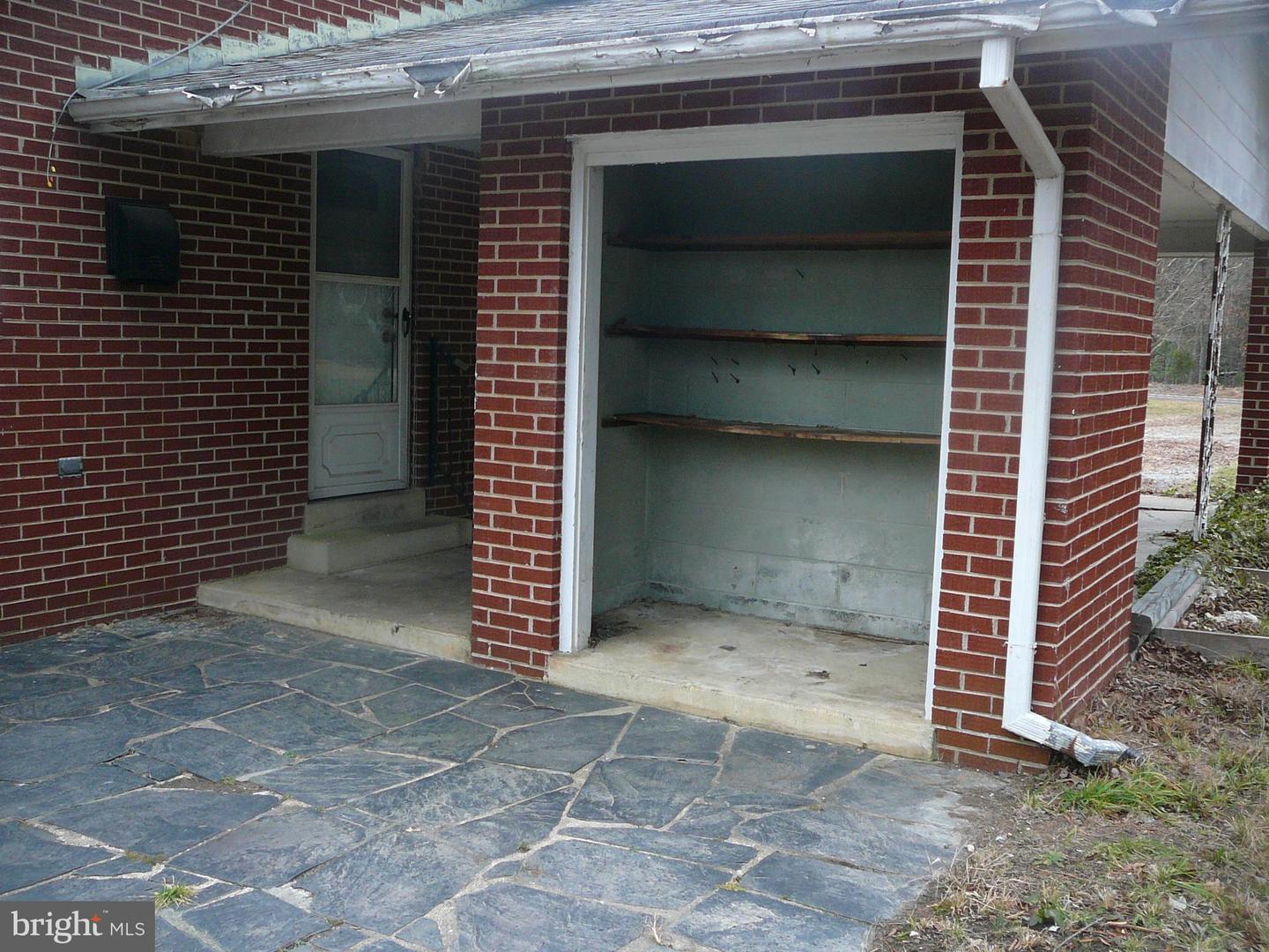 6088 FREDERICKSBURG TPKE, WOODFORD, Virginia 22580, 3 Bedrooms Bedrooms, ,1 BathroomBathrooms,Residential,For sale,6088 FREDERICKSBURG TPKE,VACV2009412 MLS # VACV2009412