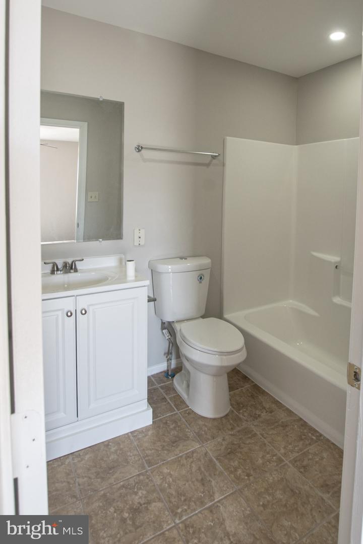 40 SMOKEWOOD CT #40200, STAFFORD, Virginia 22554, 3 Bedrooms Bedrooms, ,2 BathroomsBathrooms,Residential,For sale,40 SMOKEWOOD CT #40200,VAST2045304 MLS # VAST2045304