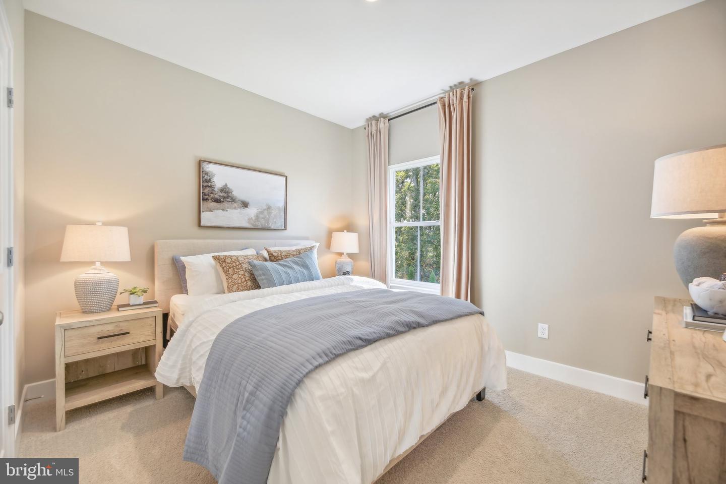 129 MASCOUTEN ST, WINCHESTER, Virginia 22602, 6 Bedrooms Bedrooms, ,4 BathroomsBathrooms,Residential,For sale,129 MASCOUTEN ST,VAFV2039000 MLS # VAFV2039000