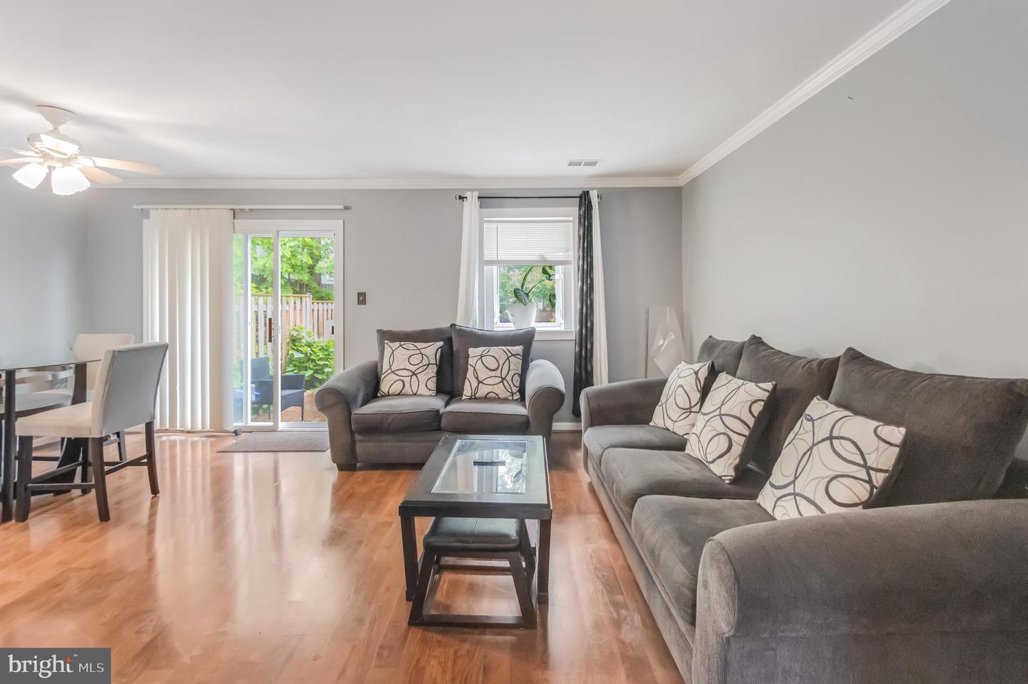 2089 MAYFLOWER DR, WOODBRIDGE, Virginia 22192, 3 Bedrooms Bedrooms, ,1 BathroomBathrooms,Residential,For sale,2089 MAYFLOWER DR,VAPW2110634 MLS # VAPW2110634