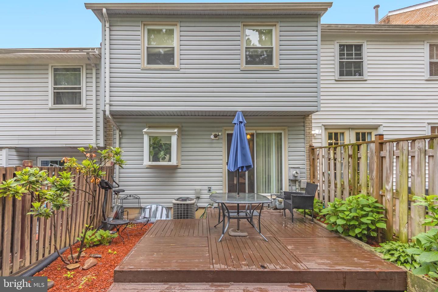 2089 MAYFLOWER DR, WOODBRIDGE, Virginia 22192, 3 Bedrooms Bedrooms, ,1 BathroomBathrooms,Residential,For sale,2089 MAYFLOWER DR,VAPW2110634 MLS # VAPW2110634