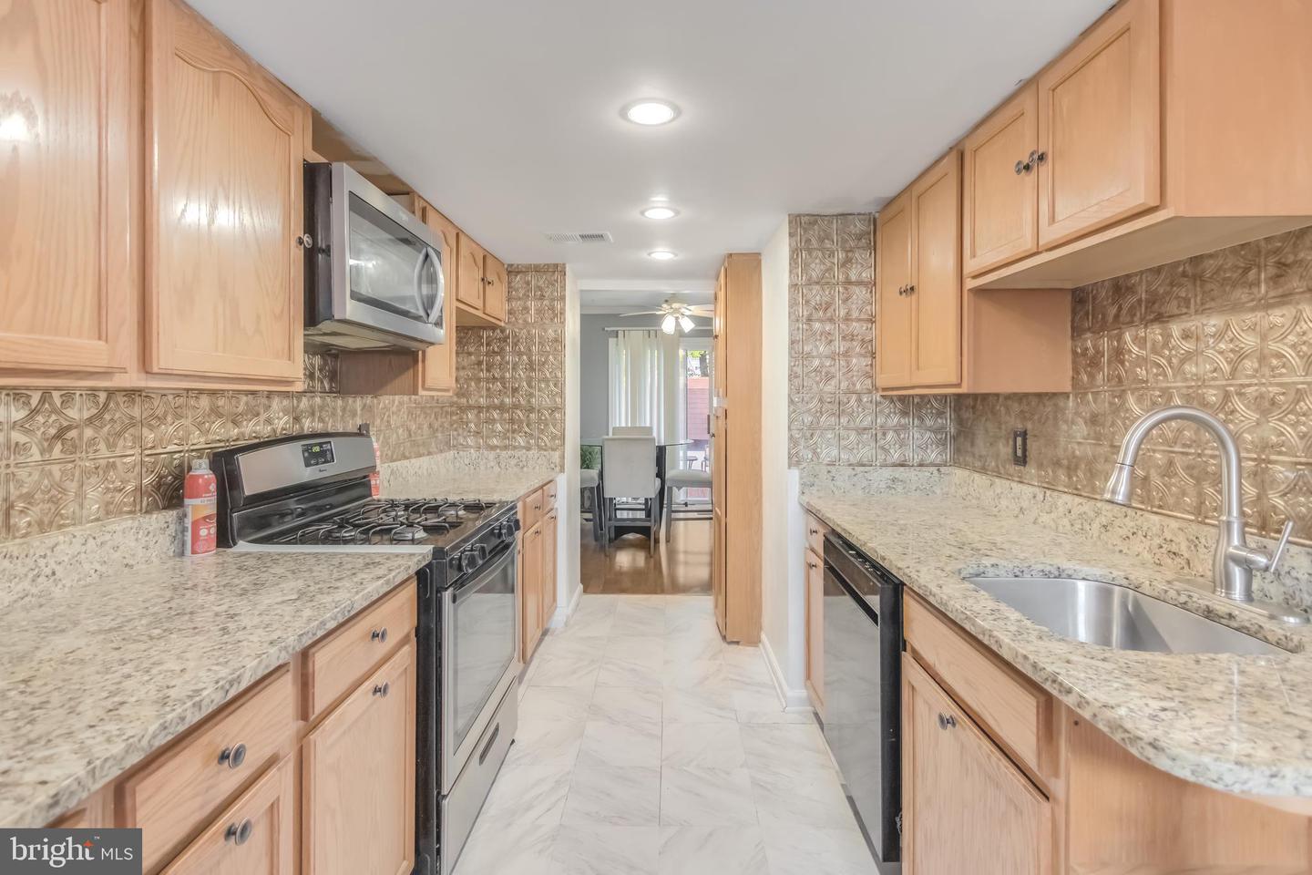 2089 MAYFLOWER DR, WOODBRIDGE, Virginia 22192, 3 Bedrooms Bedrooms, ,1 BathroomBathrooms,Residential,For sale,2089 MAYFLOWER DR,VAPW2110634 MLS # VAPW2110634