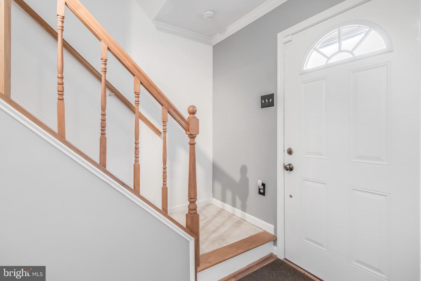 2089 MAYFLOWER DR, WOODBRIDGE, Virginia 22192, 3 Bedrooms Bedrooms, ,1 BathroomBathrooms,Residential,For sale,2089 MAYFLOWER DR,VAPW2110634 MLS # VAPW2110634