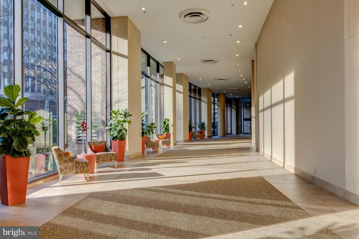 1805 CRYSTAL DR #907S, ARLINGTON, Virginia 22202, 2 Bedrooms Bedrooms, ,2 BathroomsBathrooms,Residential,For sale,1805 CRYSTAL DR #907S,VAAR2067806 MLS # VAAR2067806