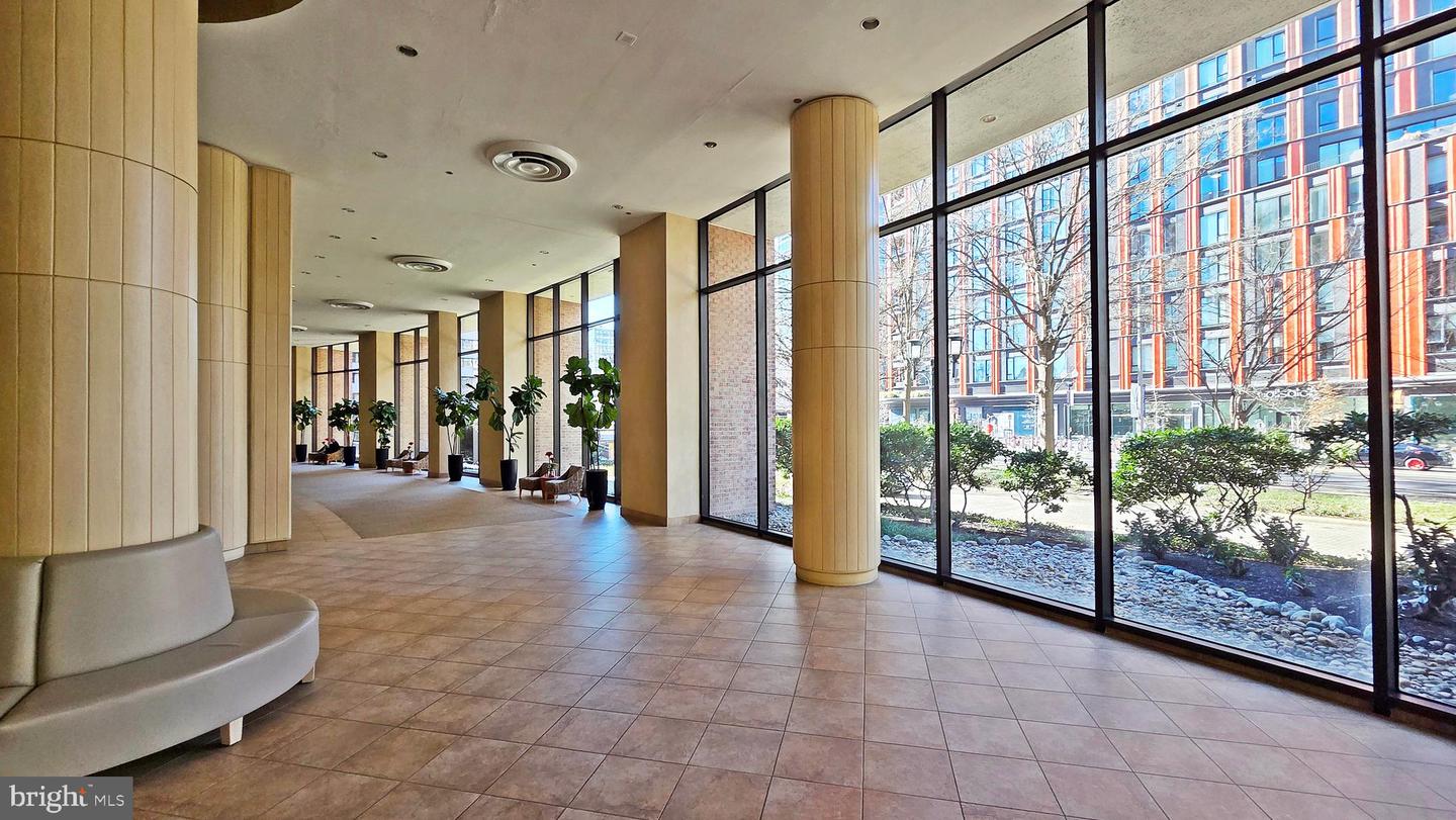 1805 CRYSTAL DR #907S, ARLINGTON, Virginia 22202, 2 Bedrooms Bedrooms, ,2 BathroomsBathrooms,Residential,For sale,1805 CRYSTAL DR #907S,VAAR2067806 MLS # VAAR2067806