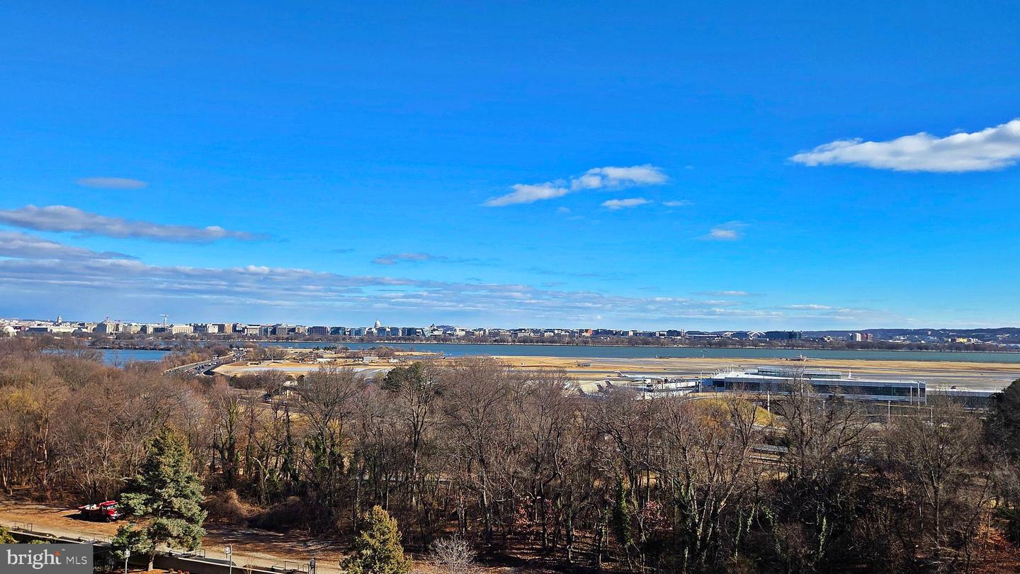 1805 CRYSTAL DR #907S, ARLINGTON, Virginia 22202, 2 Bedrooms Bedrooms, ,2 BathroomsBathrooms,Residential,For sale,1805 CRYSTAL DR #907S,VAAR2067806 MLS # VAAR2067806