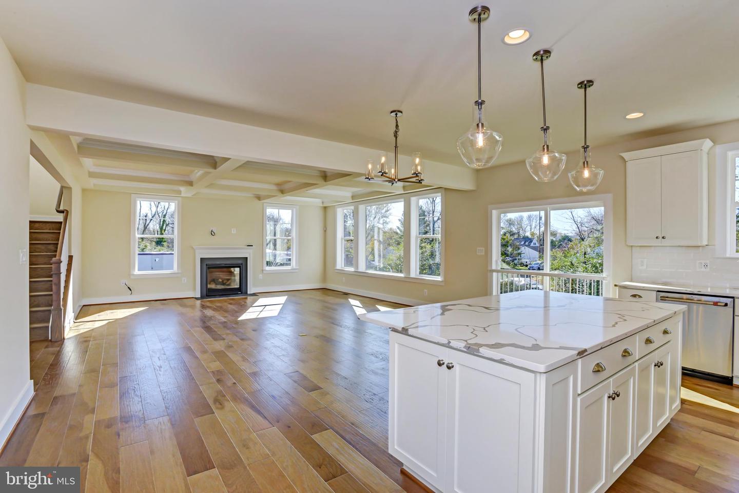 8753 SOUTHERN OAKS PL, LORTON, Virginia 22079, 5 Bedrooms Bedrooms, ,3 BathroomsBathrooms,Residential,For sale,8753 SOUTHERN OAKS PL,VAFX2285972 MLS # VAFX2285972