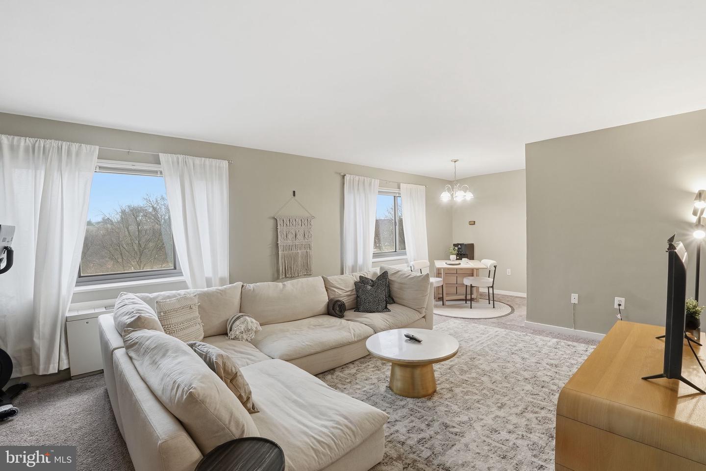 1300 S ARLINGTON RIDGE RD #204, ARLINGTON, Virginia 22202, 1 Bedroom Bedrooms, ,1 BathroomBathrooms,Residential,For sale,1300 S ARLINGTON RIDGE RD #204,VAAR2067808 MLS # VAAR2067808