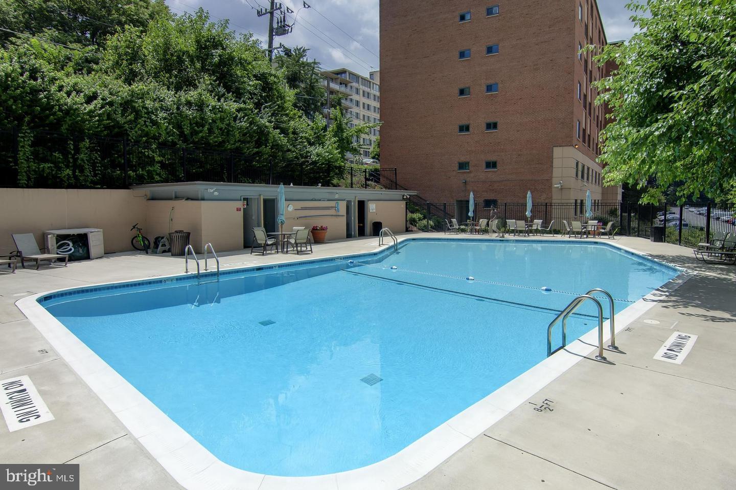1300 S ARLINGTON RIDGE RD #204, ARLINGTON, Virginia 22202, 1 Bedroom Bedrooms, ,1 BathroomBathrooms,Residential,For sale,1300 S ARLINGTON RIDGE RD #204,VAAR2067808 MLS # VAAR2067808 1300 S ARLINGTON RIDGE RD #204, ARLINGTON, Virginia 22202, 1 Bedroom Bedrooms, ,1 BathroomBathrooms,Residential,For sale,1300 S ARLINGTON RIDGE RD #204,VAAR2067808 MLS # VAAR2067808