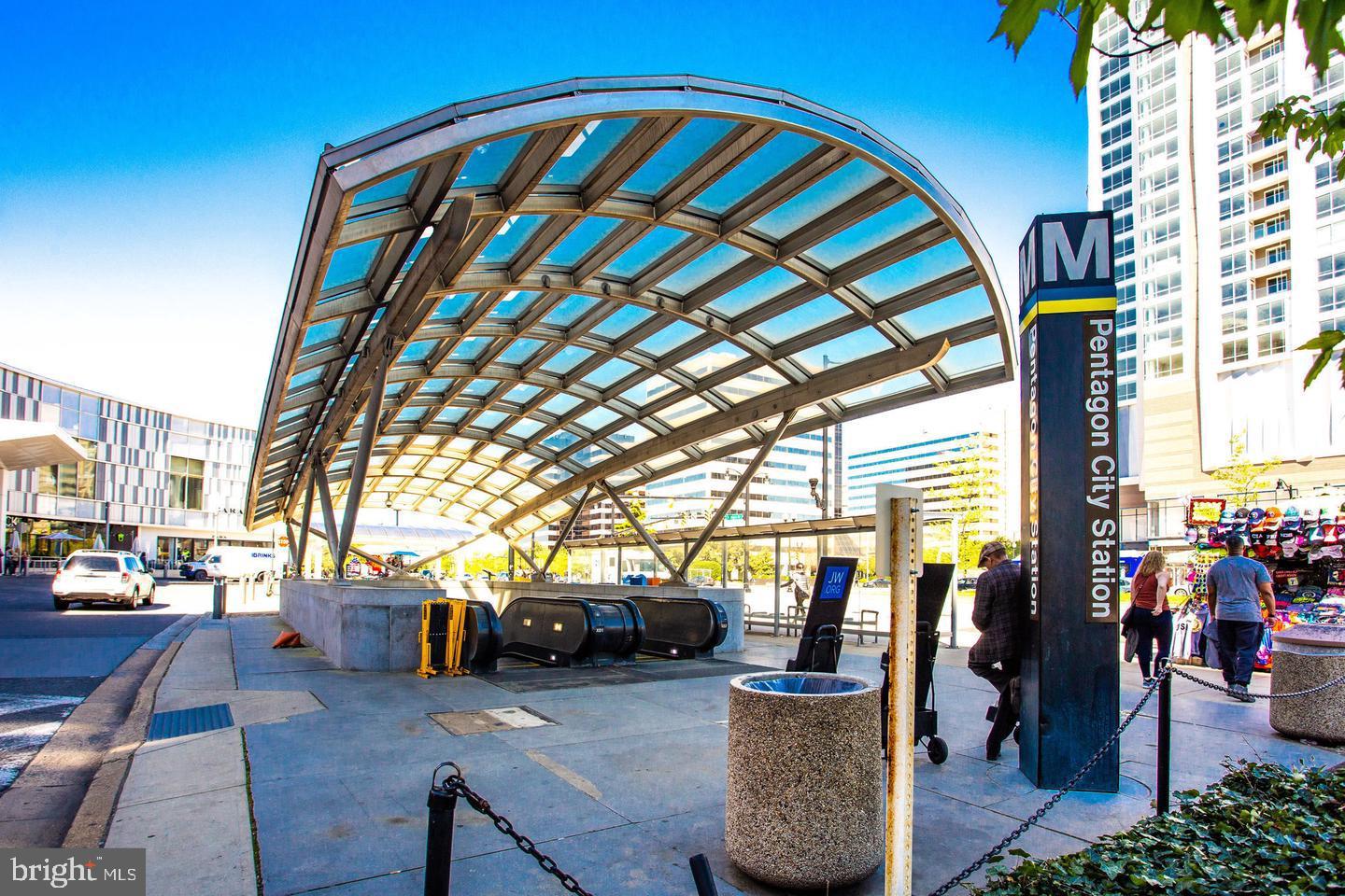 1300 S ARLINGTON RIDGE RD #204, ARLINGTON, Virginia 22202, 1 Bedroom Bedrooms, ,1 BathroomBathrooms,Residential,For sale,1300 S ARLINGTON RIDGE RD #204,VAAR2067808 MLS # VAAR2067808 1300 S ARLINGTON RIDGE RD #204, ARLINGTON, Virginia 22202, 1 Bedroom Bedrooms, ,1 BathroomBathrooms,Residential,For sale,1300 S ARLINGTON RIDGE RD #204,VAAR2067808 MLS # VAAR2067808