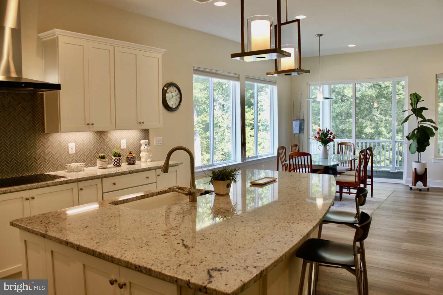 124 PIMPERNEL PL, LAKE FREDERICK, Virginia 22630, 3 Bedrooms Bedrooms, 7 Rooms Rooms,3 BathroomsBathrooms,Residential,For sale,124 PIMPERNEL PL,VAFV2039024 MLS # VAFV2039024