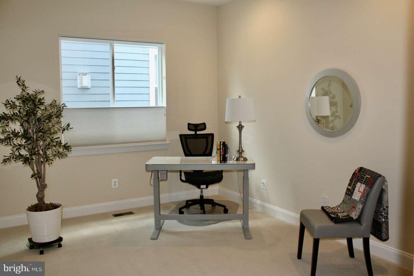 124 PIMPERNEL PL, LAKE FREDERICK, Virginia 22630, 3 Bedrooms Bedrooms, 7 Rooms Rooms,3 BathroomsBathrooms,Residential,For sale,124 PIMPERNEL PL,VAFV2039024 MLS # VAFV2039024