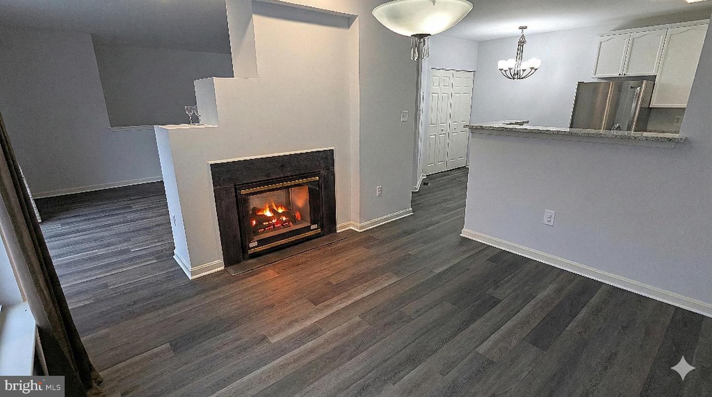 14437 GLENCREST CIR #129, CENTREVILLE, Virginia 20120, 3 Bedrooms Bedrooms, ,2 BathroomsBathrooms,Residential,For sale,14437 GLENCREST CIR #129,VAFX2286042 MLS # VAFX2286042