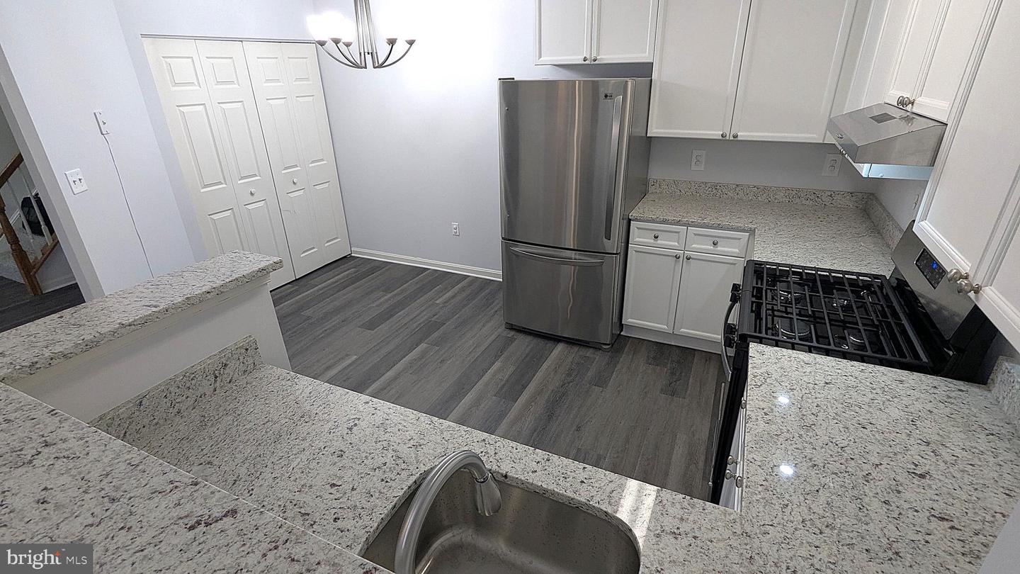 14437 GLENCREST CIR #129, CENTREVILLE, Virginia 20120, 3 Bedrooms Bedrooms, ,2 BathroomsBathrooms,Residential,For sale,14437 GLENCREST CIR #129,VAFX2286042 MLS # VAFX2286042