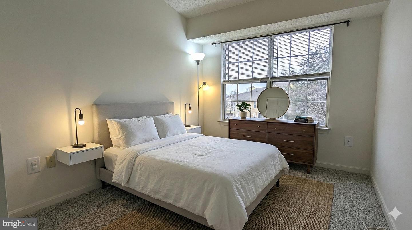 14437 GLENCREST CIR #129, CENTREVILLE, Virginia 20120, 3 Bedrooms Bedrooms, ,2 BathroomsBathrooms,Residential,For sale,14437 GLENCREST CIR #129,VAFX2286042 MLS # VAFX2286042