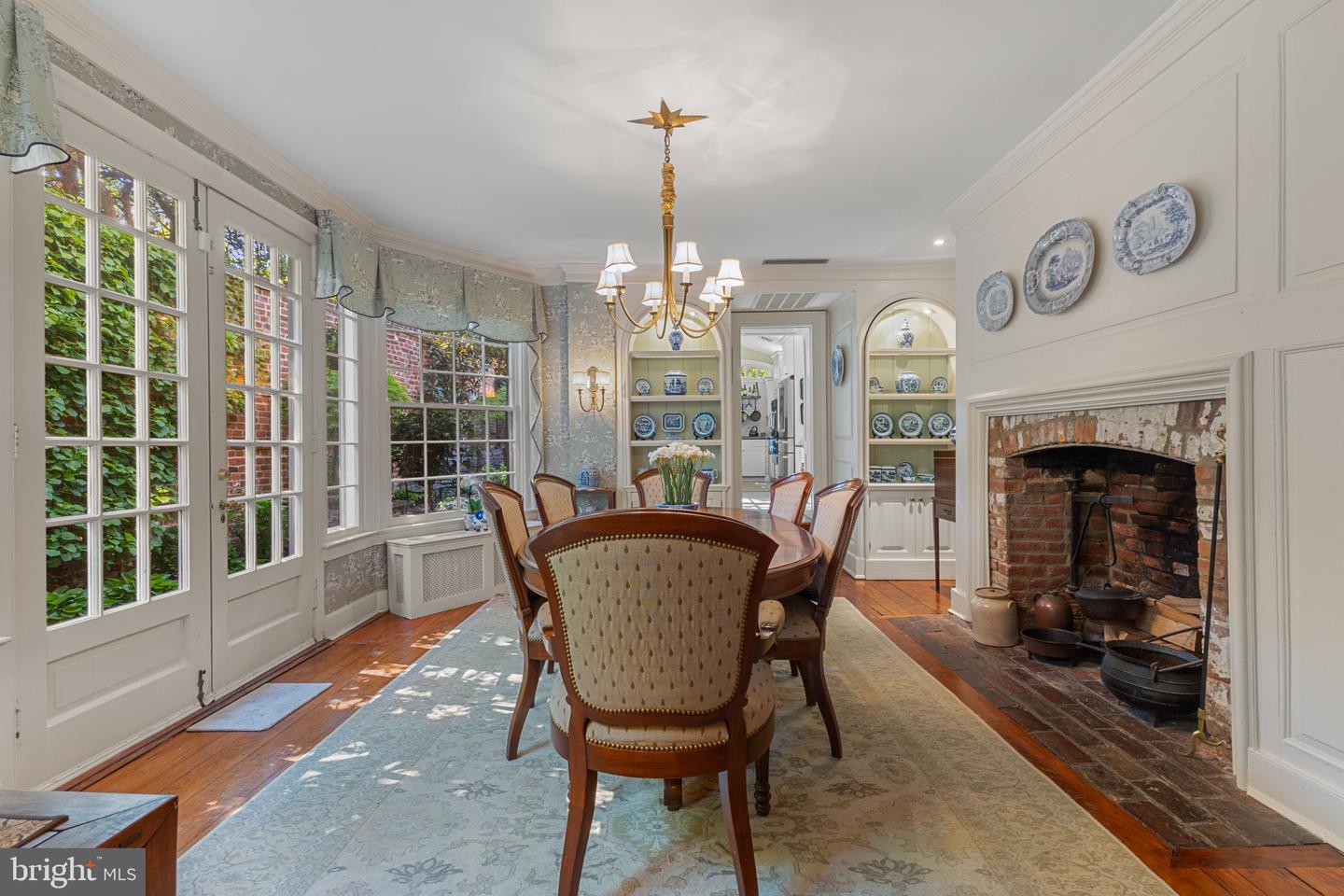 210 PRINCE ST, ALEXANDRIA, Virginia 22314, 4 Bedrooms Bedrooms, ,4 BathroomsBathrooms,Residential,For sale,210 PRINCE ST,VAAX2044414 MLS # VAAX2044414