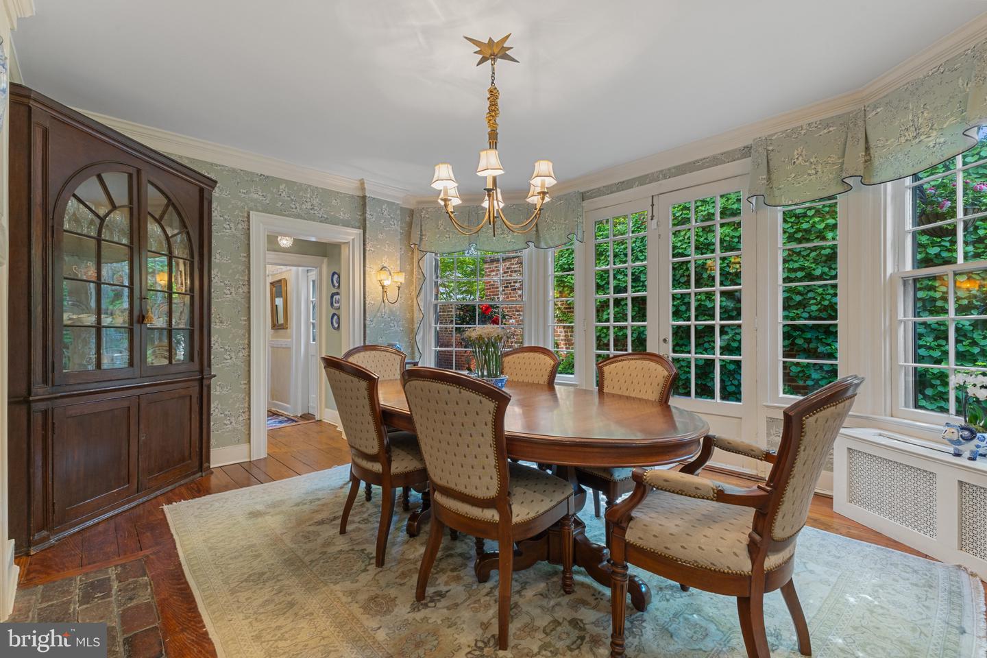 210 PRINCE ST, ALEXANDRIA, Virginia 22314, 4 Bedrooms Bedrooms, ,4 BathroomsBathrooms,Residential,For sale,210 PRINCE ST,VAAX2044414 MLS # VAAX2044414