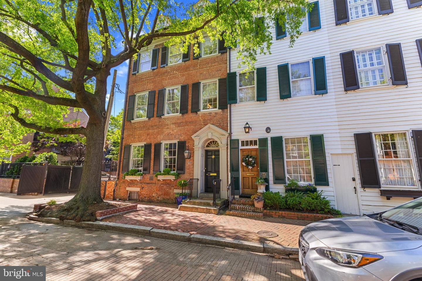 210 PRINCE ST, ALEXANDRIA, Virginia 22314, 4 Bedrooms Bedrooms, ,4 BathroomsBathrooms,Residential,For sale,210 PRINCE ST,VAAX2044414 MLS # VAAX2044414