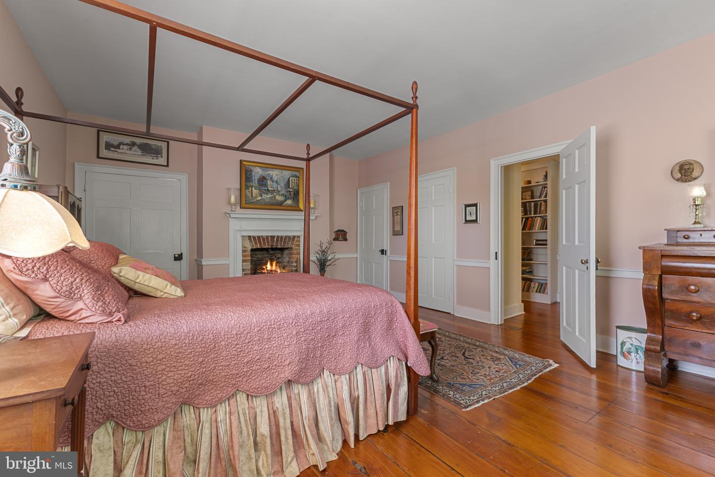 210 PRINCE ST, ALEXANDRIA, Virginia 22314, 4 Bedrooms Bedrooms, ,4 BathroomsBathrooms,Residential,For sale,210 PRINCE ST,VAAX2044414 MLS # VAAX2044414