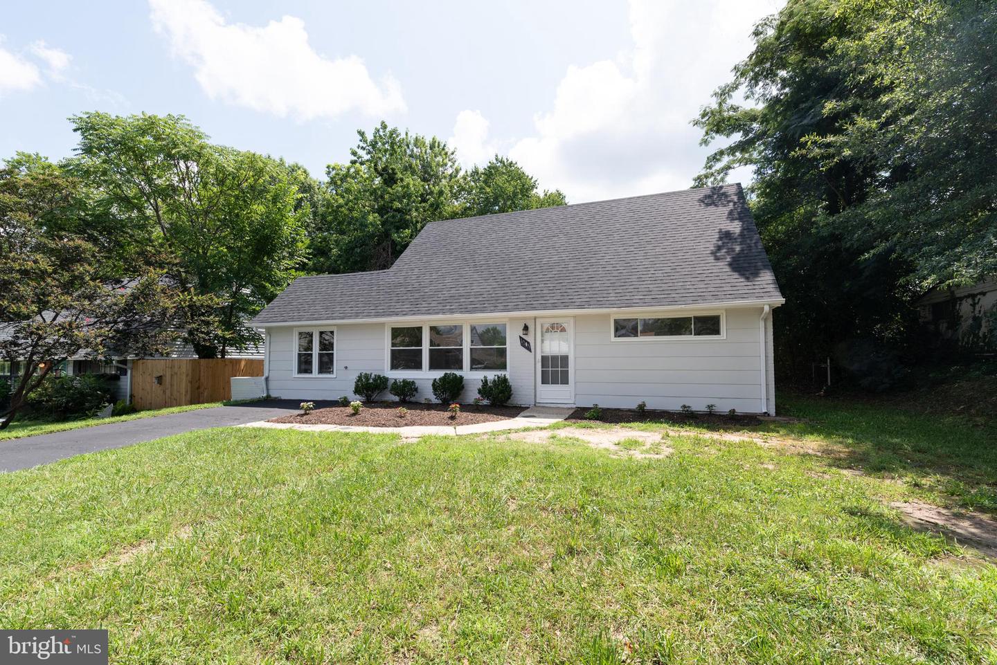 1305 BARNARD DR, HENRICO, Virginia 23229, 4 Bedrooms Bedrooms, ,2 BathroomsBathrooms,Residential,For sale,1305 BARNARD DR,VAHN2000990 MLS # VAHN2000990