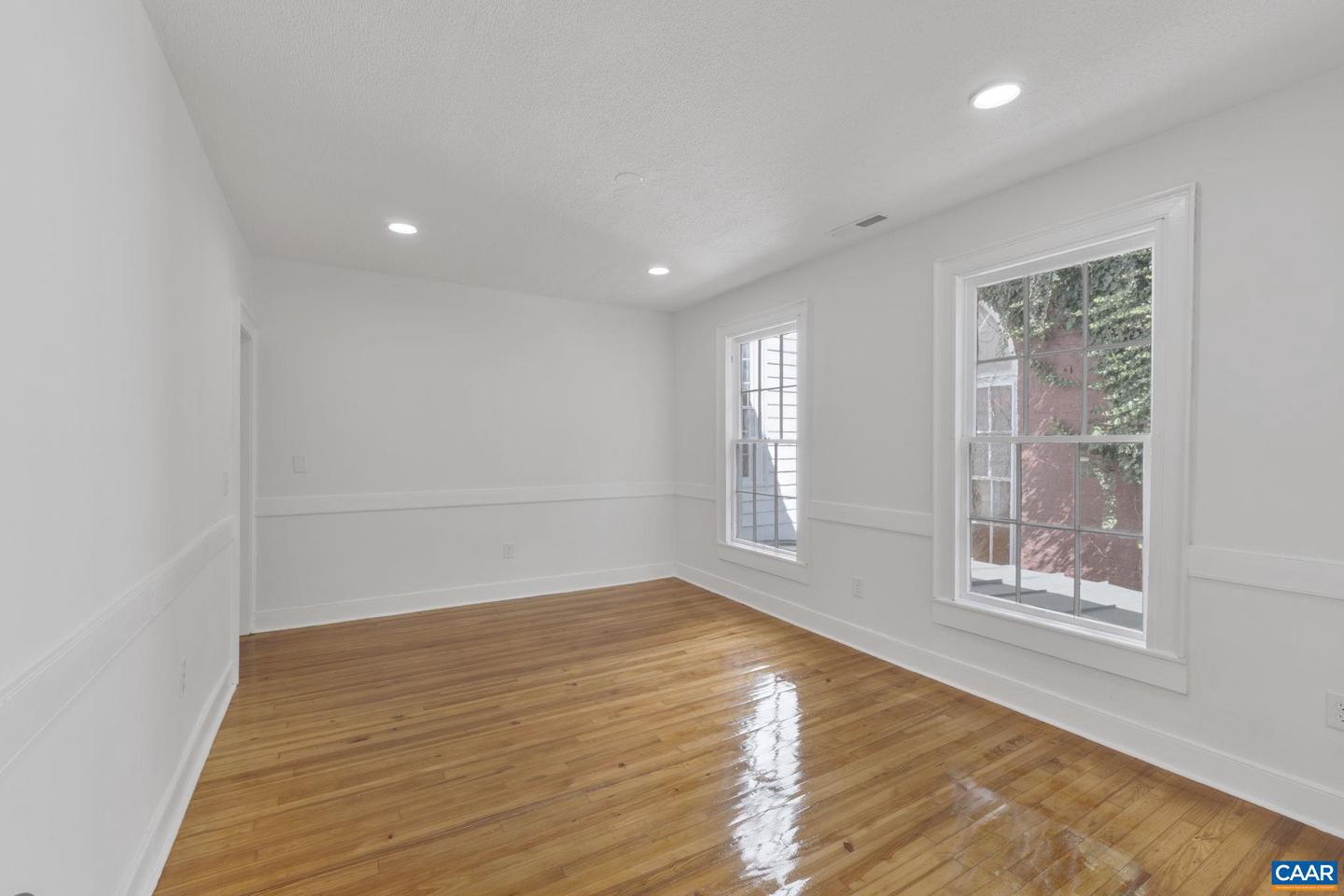 622 FRONT ST, LOVINGSTON, Virginia 22949, 3 Bedrooms Bedrooms, ,2 BathroomsBathrooms,Residential,For sale,622 FRONT ST,668677 MLS # 668677