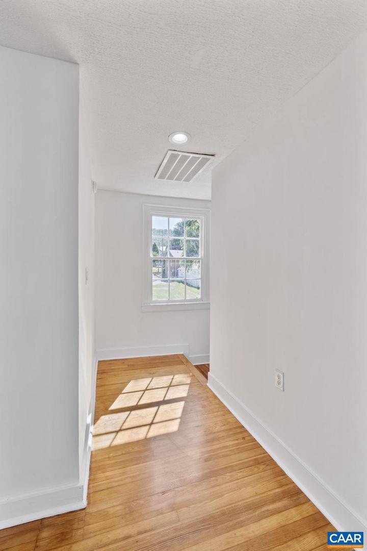 622 FRONT ST, LOVINGSTON, Virginia 22949, 3 Bedrooms Bedrooms, ,2 BathroomsBathrooms,Residential,For sale,622 FRONT ST,668677 MLS # 668677