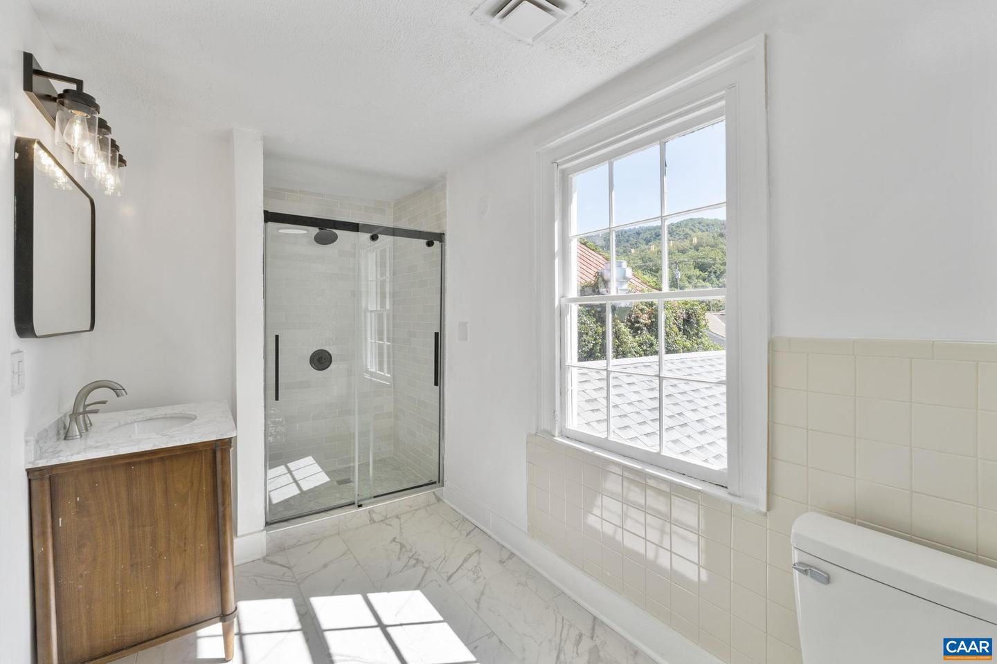 622 FRONT ST, LOVINGSTON, Virginia 22949, 3 Bedrooms Bedrooms, ,2 BathroomsBathrooms,Residential,For sale,622 FRONT ST,668677 MLS # 668677